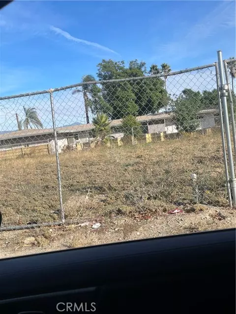 Rialto, CA 92411,0 N Meridian