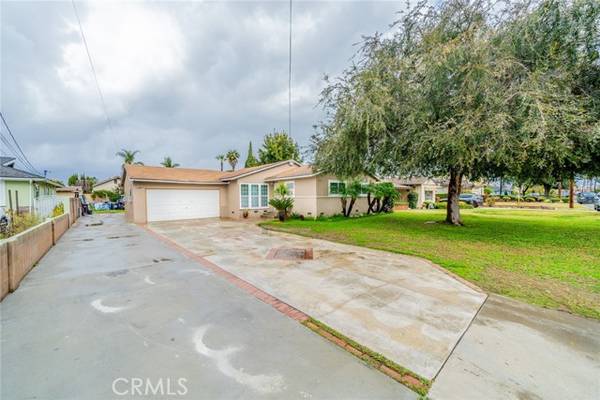 1917 W 15th Street, Santa Ana, CA 92706