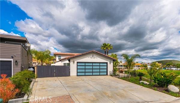 22294 Whirlaway Court, Canyon Lake, CA 92587