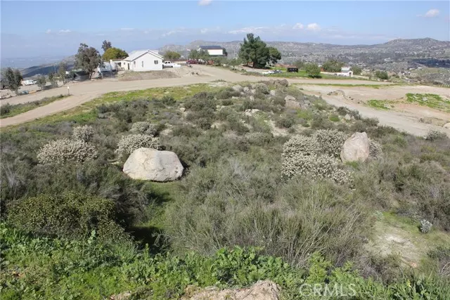 Nuevo/lakeview, CA 92567,0 edwina