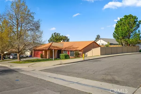 San Bernardino, CA 92407,5694 Carleton Street