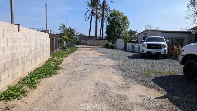 5140 Etiwanda Avenue, Jurupa Valley, CA 91752