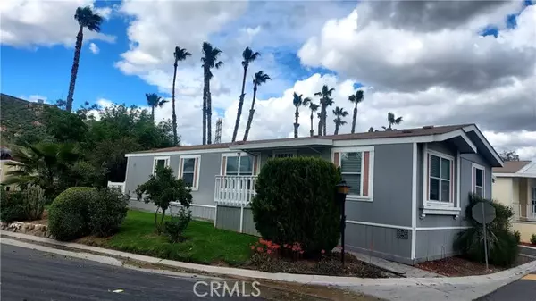 Colton, CA 92324,2851 S La Cadena #123 #123