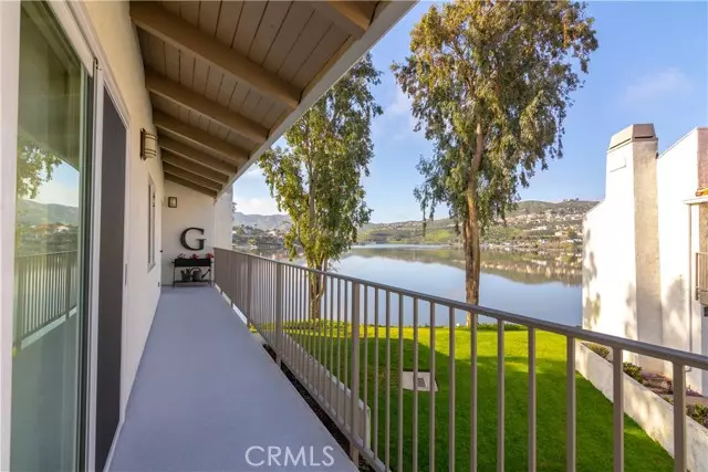 22168 Treasure Island Drive #18, Canyon Lake, CA 92587