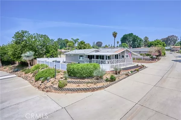 Riverside, CA 92504,15181 Van Buren #229