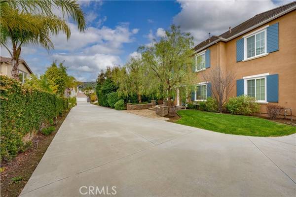 4061 Paso Fino Way, Yorba Linda, CA 92886