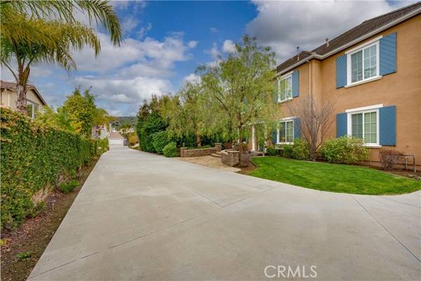 4061 Paso Fino Way, Yorba Linda, CA 92886