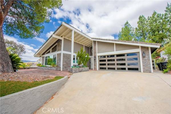 30393 Early Round Drive, Canyon Lake, CA 92587