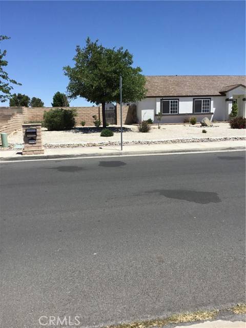 22192 Goshute Avenue, Apple Valley, CA 92307