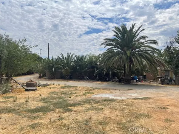 Jurupa Valley, CA 92509,3865 Fox Tail