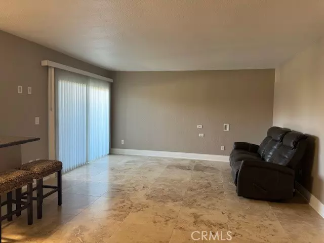 Corona, CA 92882,2400 San Gabriel Way #101