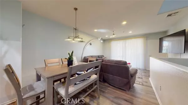 Chula Vista, CA 91915,1321 Caminito Montarosa #36