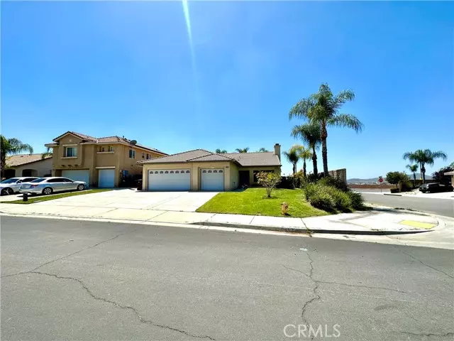 30297 Avenida Palmera, Homeland, CA 92548