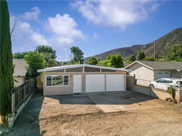 33080 Lorimer Street, Lake Elsinore, CA 92530