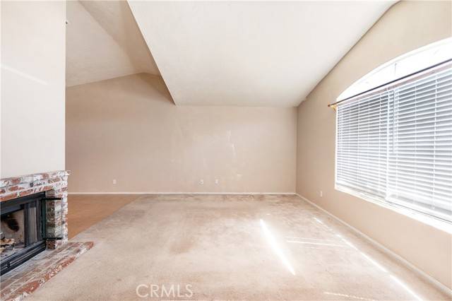 Hesperia, CA 92345,11906 Apatite Avenue