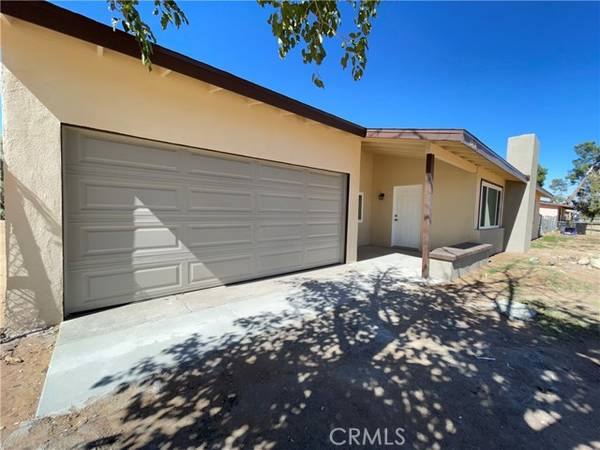 Apple Valley, CA 92307,15484 Cheyenne Road