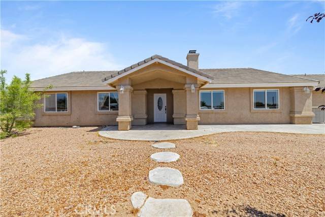 8648 El Centro Road, Phelan, CA 92371