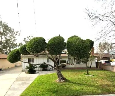 Fontana, CA 92335,9506 Acacia Avenue