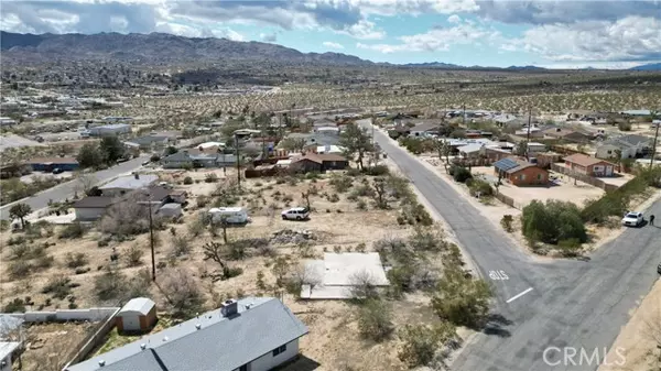 Joshua Tree, CA 92252,6083 Panorama