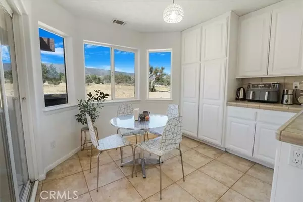 Pinon Hills, CA 92372,9874 Silver Rock Road