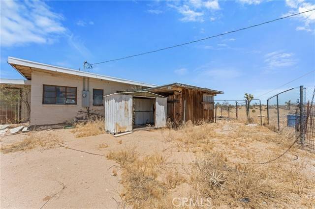 57726 Starlight Mesa Road, Yucca Valley, CA 92284