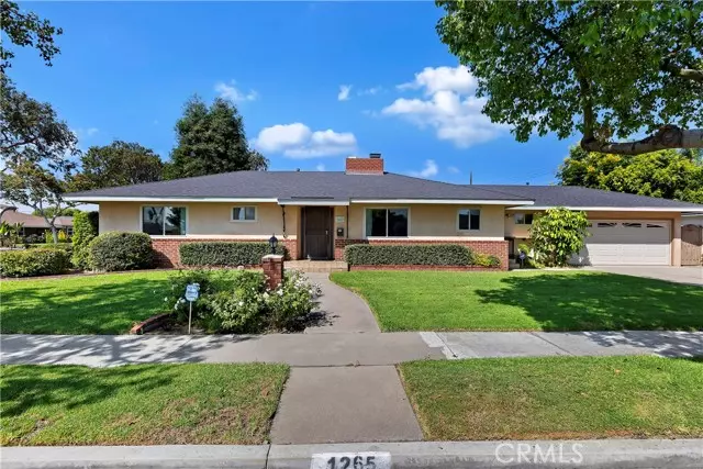 1265 E Live Oak Drive, Anaheim, CA 92805