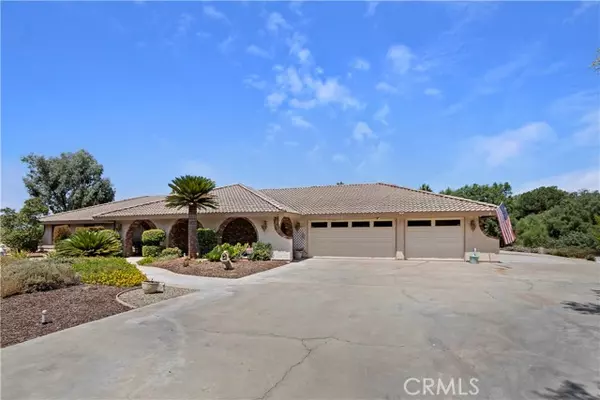 17790 Twin Lakes Drive, Riverside, CA 92508