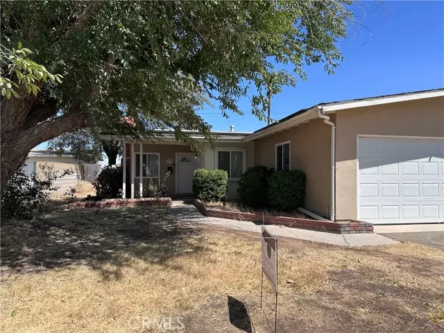 1533 E Avenue Q11, Palmdale, CA 93550