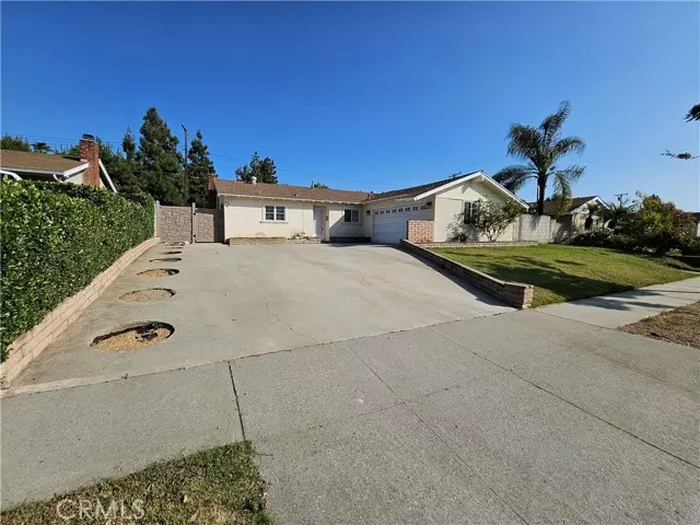 San Dimas, CA 91773,1172 Saint George Drive