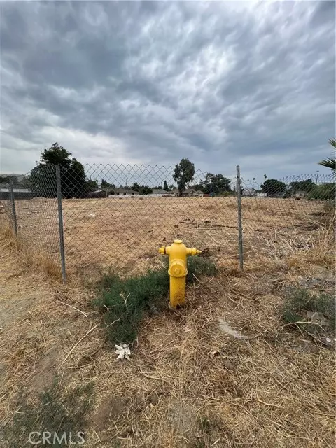 Jurupa Valley, CA 92509,0 42nd