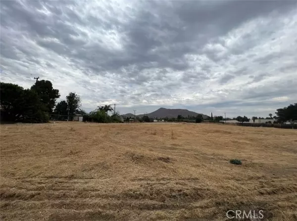 Jurupa Valley, CA 92509,0 42nd