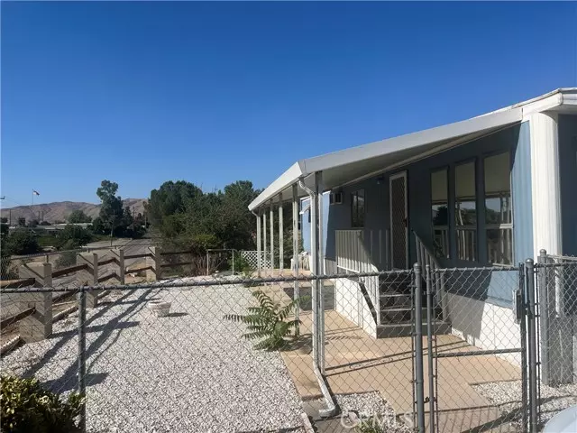 Yucaipa, CA 92399,12995 6th #49