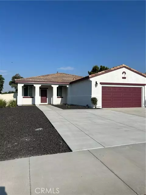 Fontana, CA 92335,9268 Cattail Lane