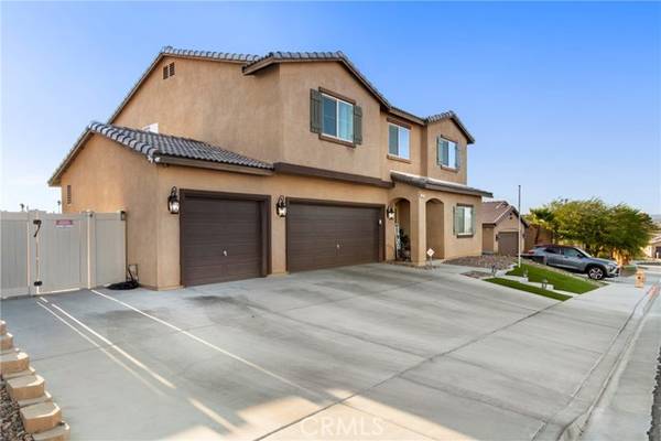 2213 Falcon Drive, Barstow, CA 92311