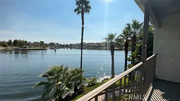 Canyon Lake, CA 92587,22136 Treasure Island #22