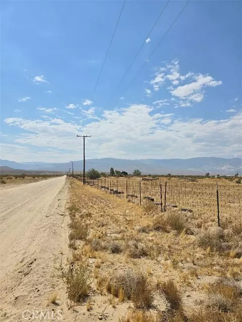 Lucerne Valley, CA 92356,10252 Santa Fe