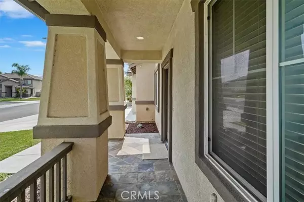 Eastvale, CA 91752,6657 Moonriver Street