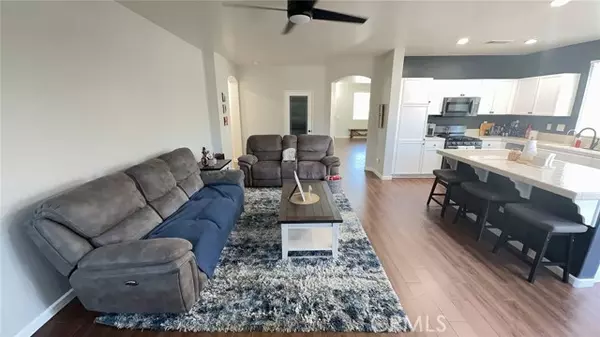 Lake Elsinore, CA 92530,30073 Olive Grove Street