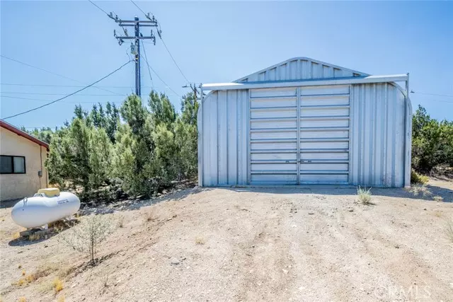 9912 Oasis Road, Pinon Hills, CA 92372