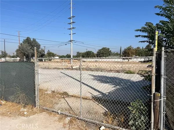 San Bernardino, CA 92410,24972 E 3rd