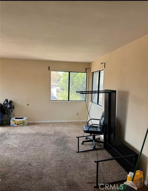 Riverside, CA 92507,1333 Massachusetts Avenue #201