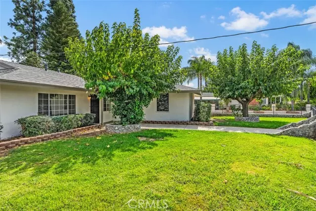 Riverside, CA 92504,5824 Grand Avenue