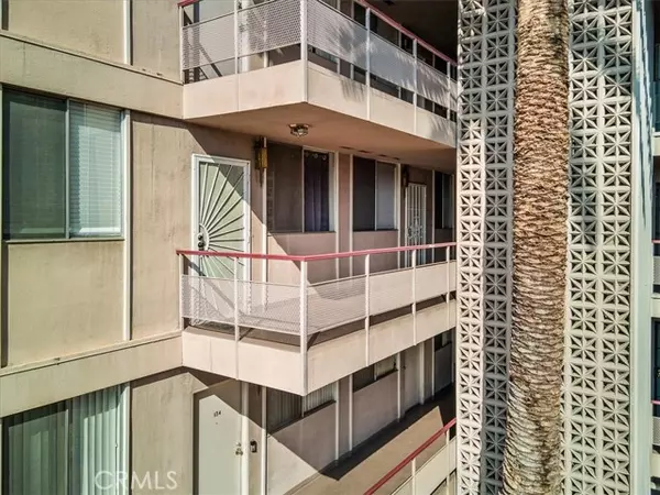 6979 Palm Court #234J, Riverside, CA 92506