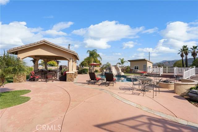 Corona, CA 92881,3887 Via Zumaya Street
