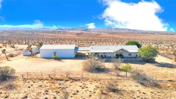 406 Rainbow Road, Landers, CA 92285