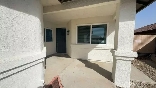 Hemet, CA 92543,866 Ollie Way