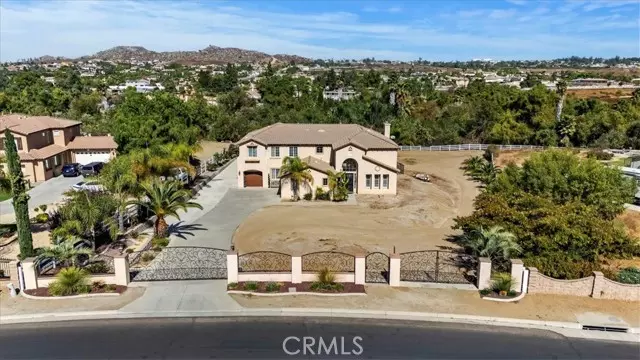 17564 Seven Springs Way, Riverside, CA 92504