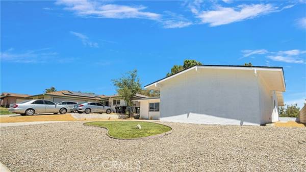 14135 Wimbleton Drive, Victorville, CA 92395