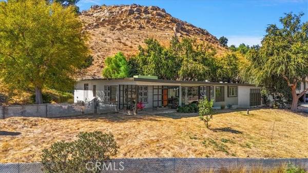 3052 Panorama Road, Riverside, CA 92506