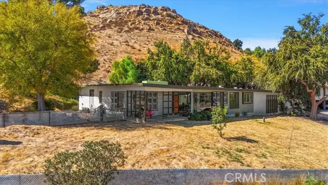 Riverside, CA 92506,3052 Panorama Road